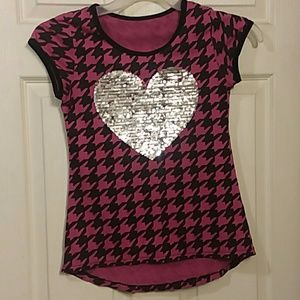Girl's shirt size 10/12